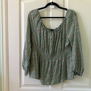 Floral summer off or on shoulder blouse